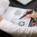 التحليل الإحصائي: دليلك الشامل من المفاهيم إلى التطبيق